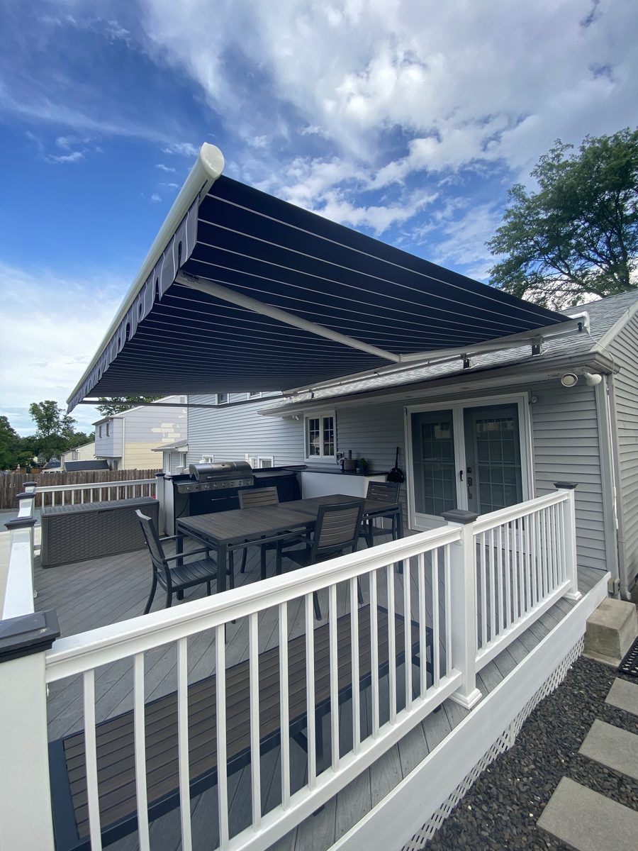 Retractable Awnings